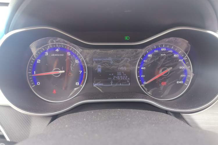 Used Geely Auto Vision 2019 Upgraded Model 1.5L Manual Luxury Version China V Standard Instrument Cluster