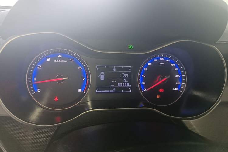 Used Geely Auto Vision 2019 Upgraded Model 1.5L Manual Luxury Version China VI Standard Instrument Cluster