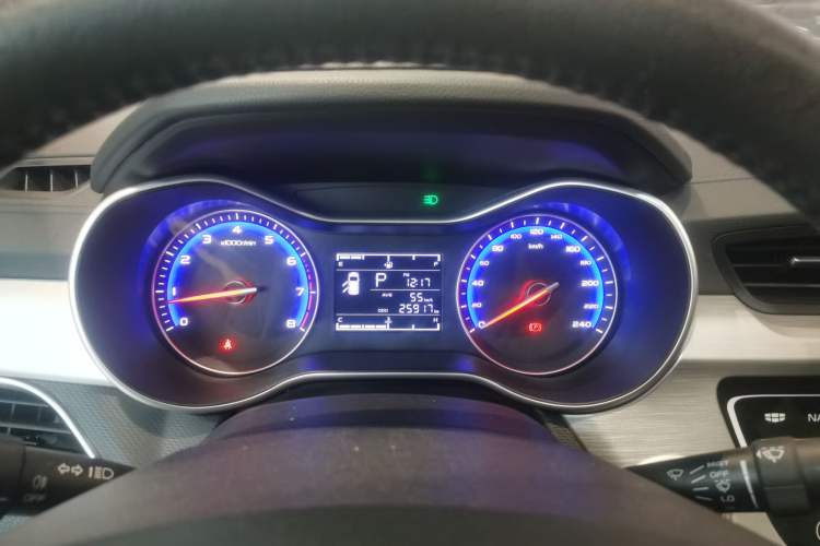 Used Geely Auto Vision 2019 Upgraded Model 1.5L CVT Luxury Version China VI Standard Instrument Cluster