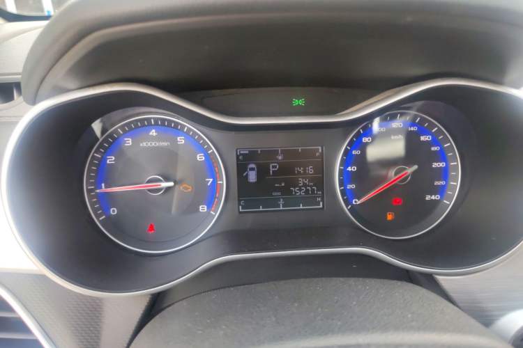 Used Geely Auto Vision 2019 Upgraded Model 1.5L CVT Prestige Version China VI Standard Instrument Cluster