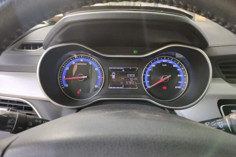 Used Geely Auto Vision 2019 Upgraded Model 1.5L Manual Luxury Version China VI Standard Instrument Cluster