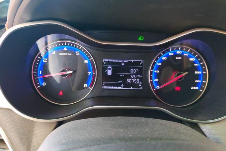 Used Geely Auto Vision 2019 Upgraded Model 1.5L Manual Luxury Version China V Standard Instrument Cluster