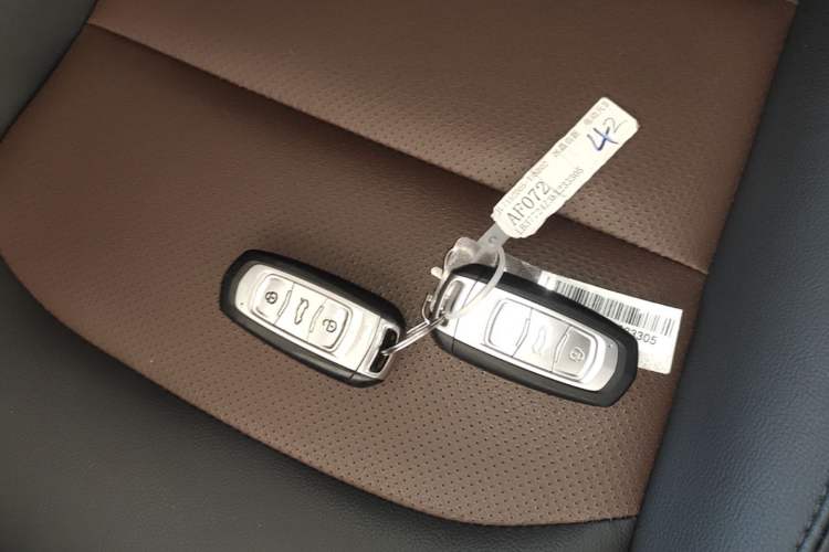 Used Geely Auto Vision 2019 Upgraded Model 1.5L CVT Luxury Version China VI Standard Interior 1