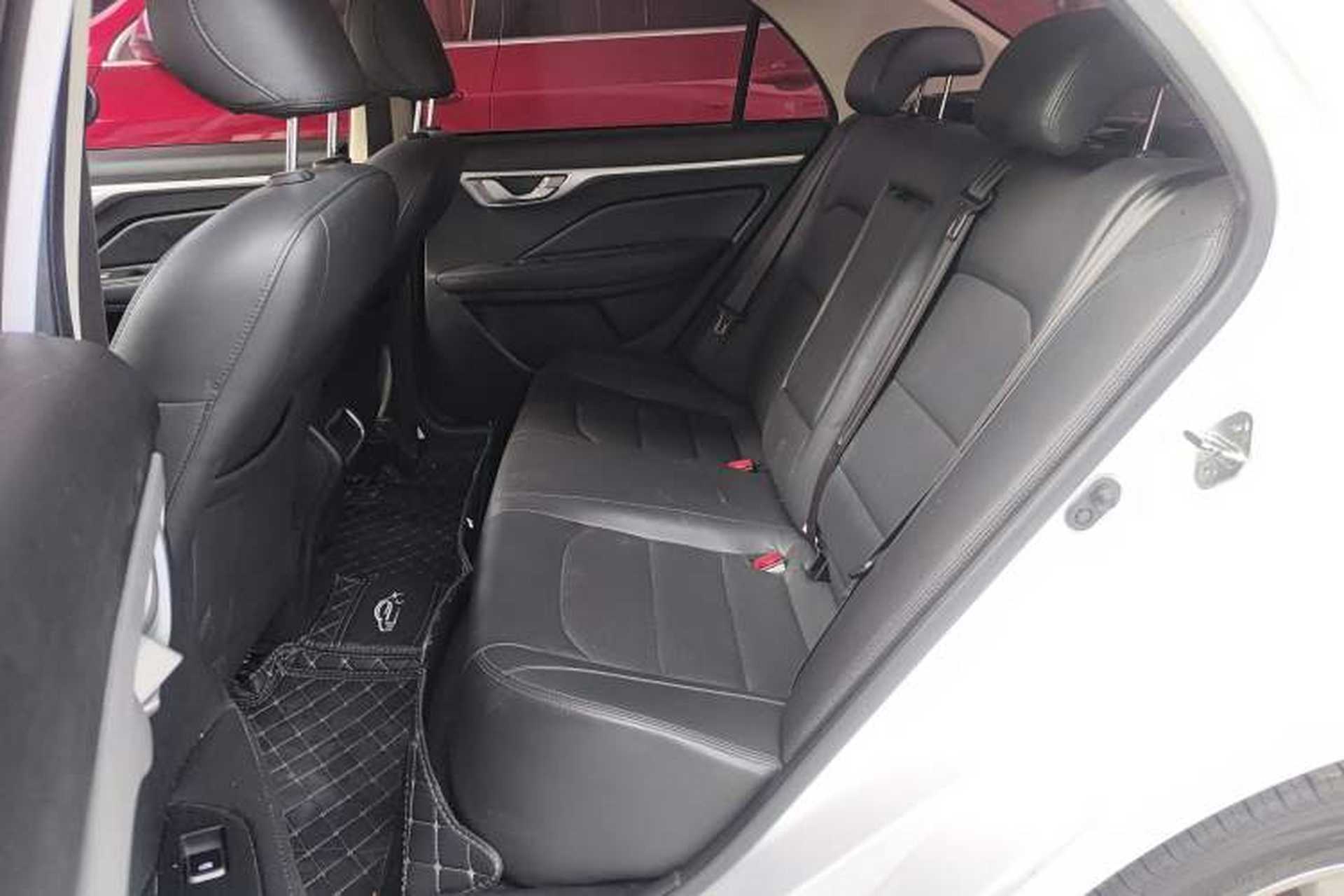 Used Geely Auto Vision 2019 Upgraded Model 1.5L Manual Luxury Version China VI Standard Interior 4
