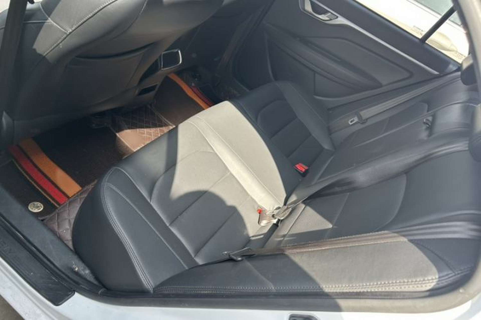 Used Geely Auto Vision 2019 Upgraded Model 1.5L Manual Luxury Version China VI Standard Interior 5