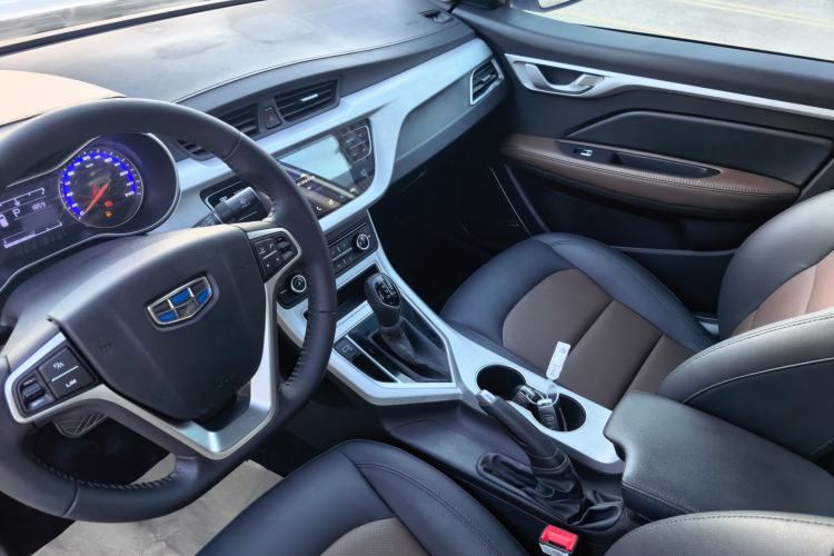 Used Geely Auto Vision 2019 Upgraded Model 1.5L CVT Luxury Version China VI Standard Interior 6