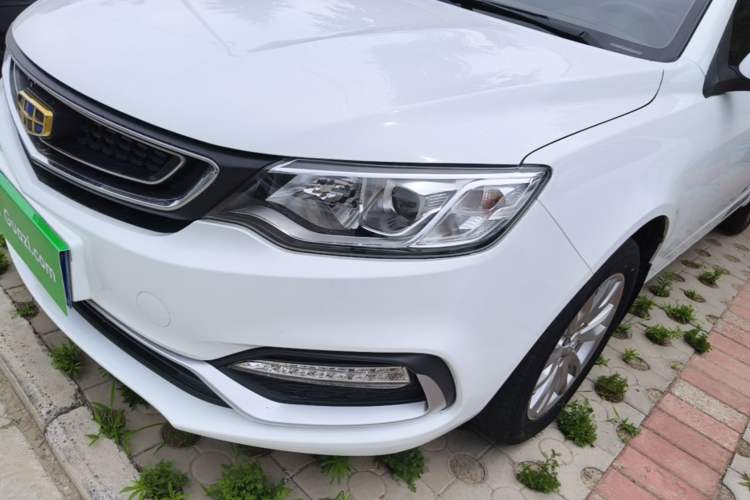 Used Geely Auto Vision 2019 Upgraded Model 1.5L CVT Luxury Version China VI Standard Left Front Headlight