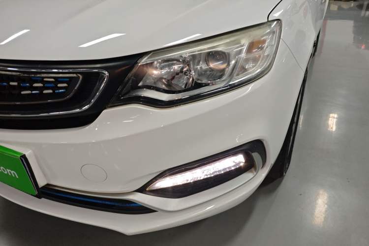 Used Geely Auto Vision 2019 Upgraded Model 1.5L CVT Prestige Version China VI Standard Left Front Headlight