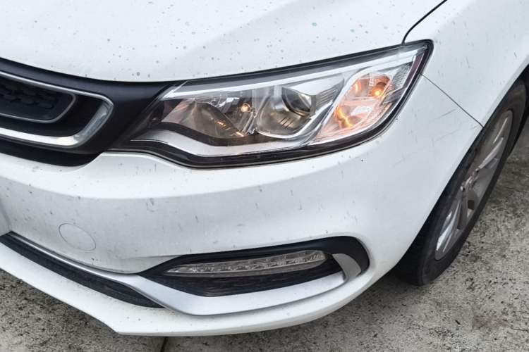 Used Geely Auto Vision 2019 Upgraded Model 1.5L CVT Luxury Version China VI Standard Left Front Headlight