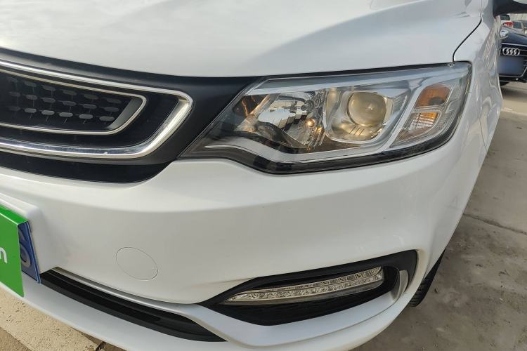 Used Geely Auto Vision 2019 Upgraded Model 1.5L CVT Luxury Version China VI Standard Left Front Headlight