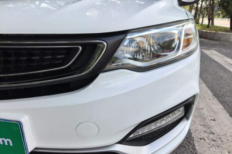 Used Geely Auto Vision 2019 Upgraded Model 1.5L CVT Prestige Version China VI Standard Left Front Headlight