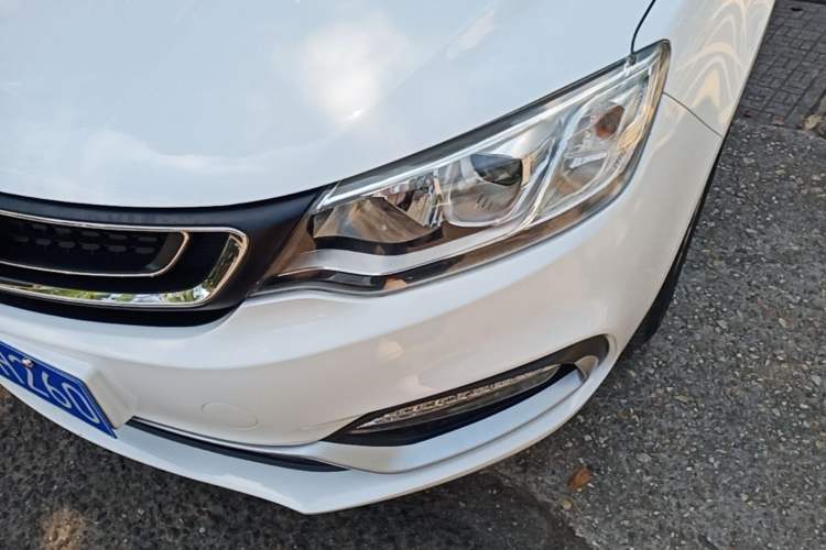 Used Geely Auto Vision 2019 Upgraded Model 1.5L CVT Luxury Version China VI Standard Left Front Headlight