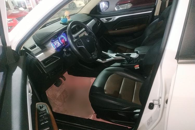 Used Geely Auto Vision 2019 Upgraded Model 1.5L CVT Luxury Version China VI Standard Left Front Seat