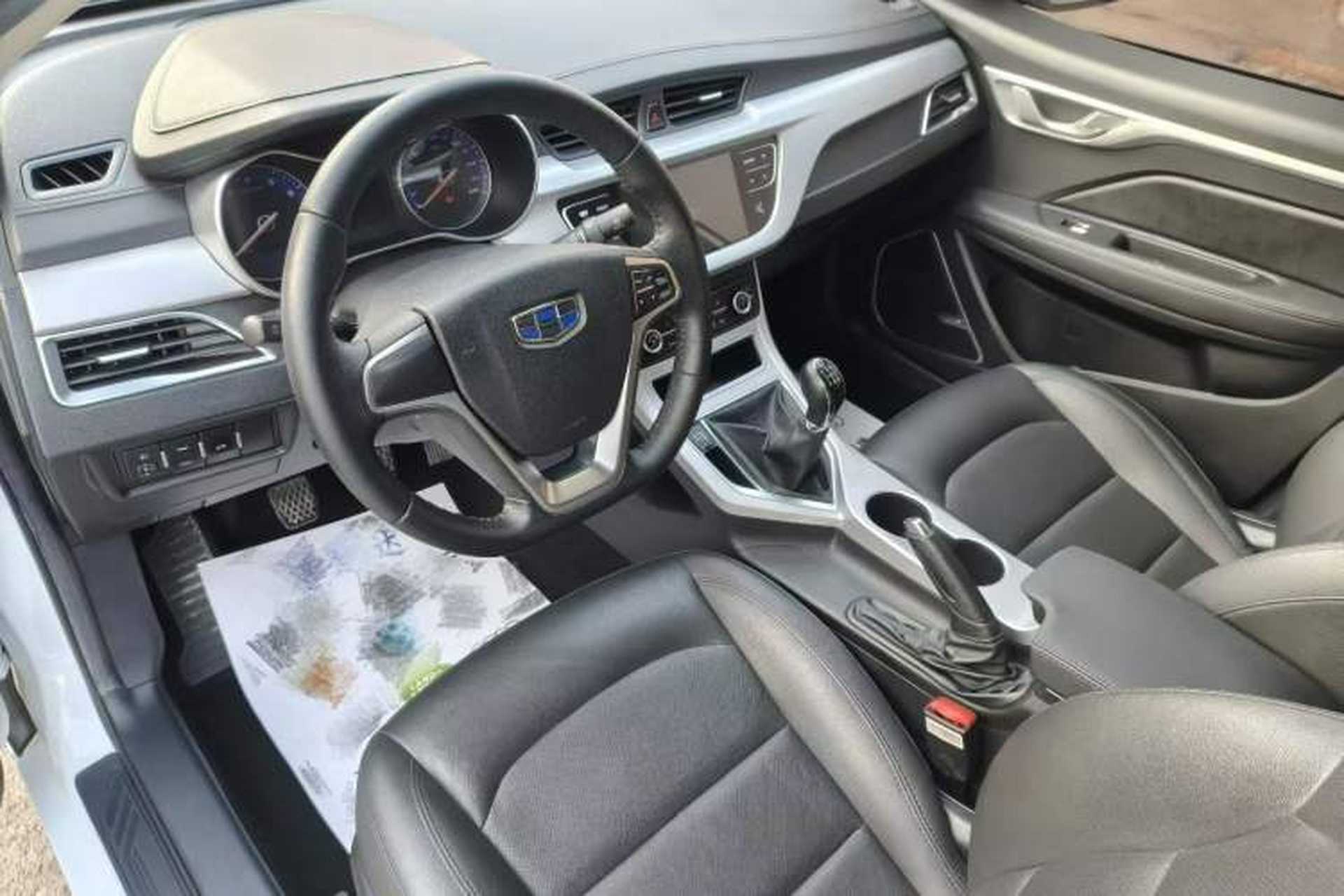 Used Geely Auto Vision 2019 Upgraded Model 1.5L Manual Luxury Version China VI Standard Left Front Seat