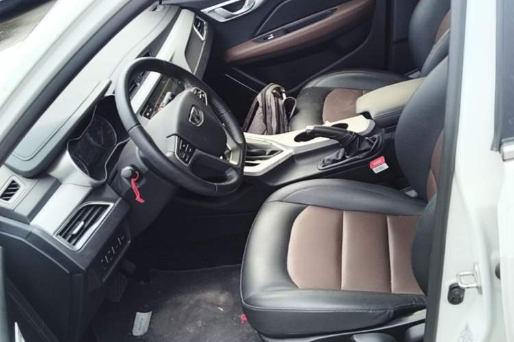 Used Geely Auto Vision 2019 Upgraded Model 1.5L CVT Luxury Version China VI Standard Left Front Seat