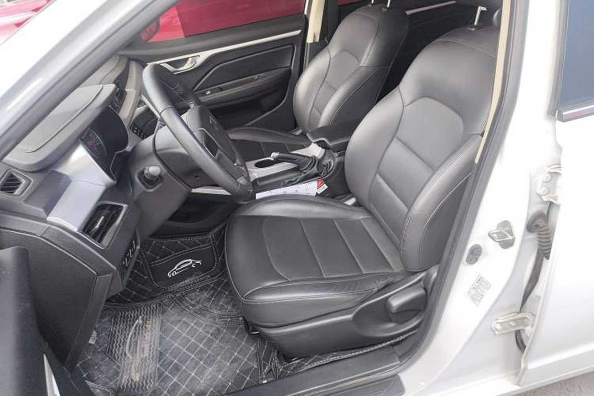 Used Geely Auto Vision 2019 Upgraded Model 1.5L Manual Luxury Version China VI Standard Left Front Seat