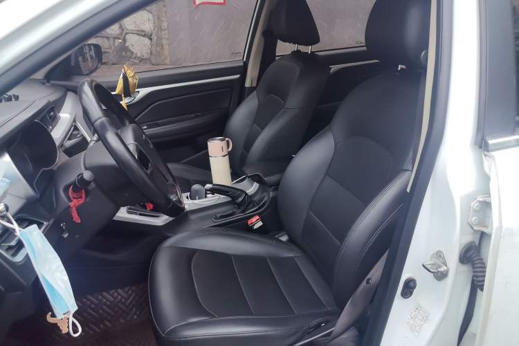 Used Geely Auto Vision 2019 Upgraded Model 1.5L Manual Luxury Version China V Standard Left Front Seat