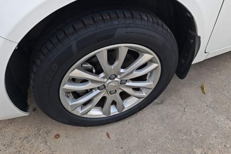 Used Geely Auto Vision 2019 Upgraded Model 1.5L CVT Luxury Version China VI Standard Left Front Wheel Hub