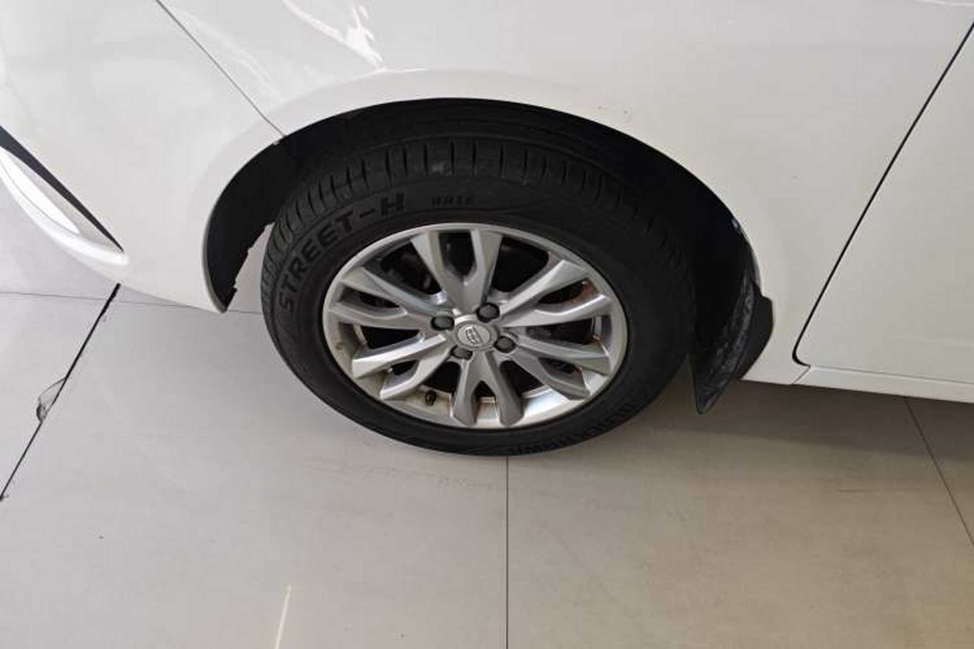 Used Geely Auto Vision 2019 Upgraded Model 1.5L Manual Luxury Version China VI Standard Left Front Wheel Hub