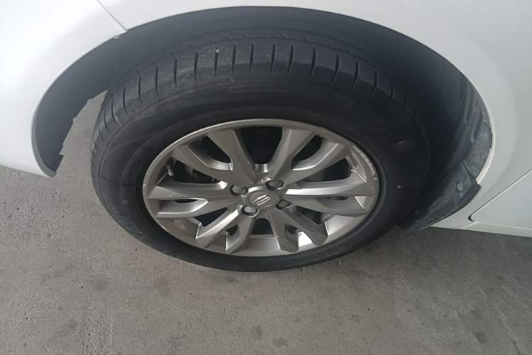 Used Geely Auto Vision 2019 Upgraded Model 1.5L Manual Luxury Version China VI Standard Left Front Wheel Hub