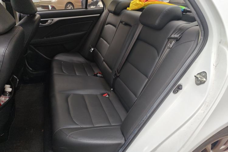 Used Geely Auto Vision 2019 Upgraded Model 1.5L Manual Luxury Version China VI Standard Left Rear Seat