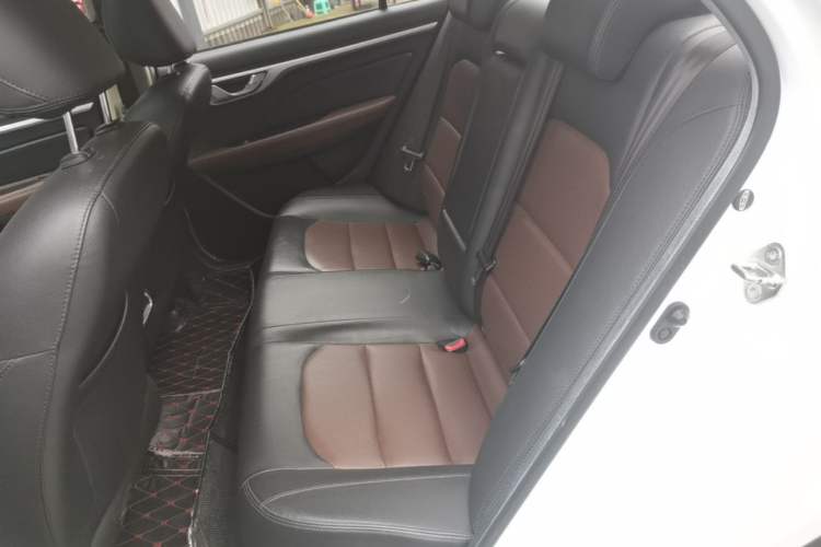 Used Geely Auto Vision 2019 Upgraded Model 1.5L CVT Prestige Version China VI Standard Left Rear Seat