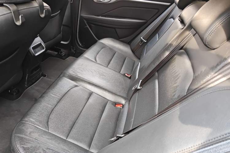 Used Geely Auto Vision 2019 Upgraded Model 1.5L Manual Luxury Version China VI Standard Left Rear Seat