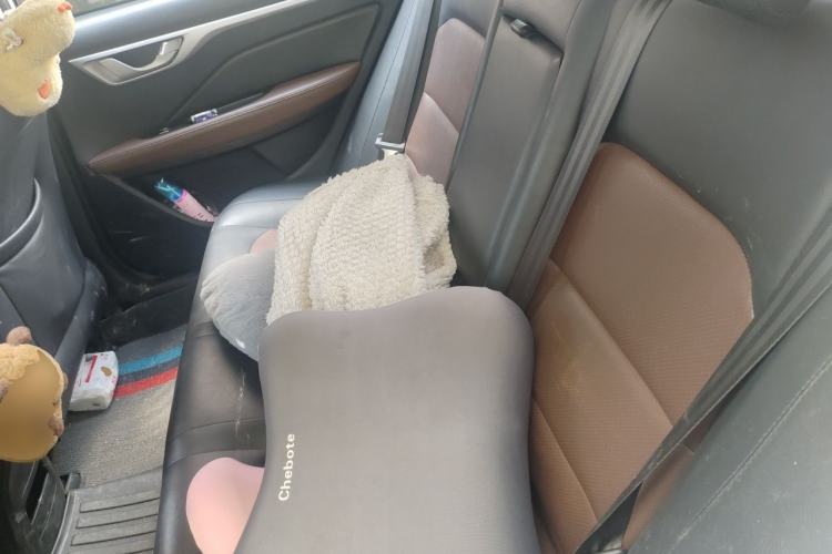 Used Geely Auto Vision 2019 Upgraded Model 1.5L CVT Luxury Version China VI Standard Left Rear Seat