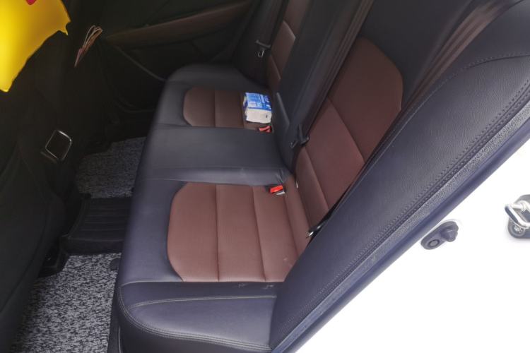 Used Geely Auto Vision 2019 Upgraded Model 1.5L CVT Luxury Version China VI Standard Left Rear Seat