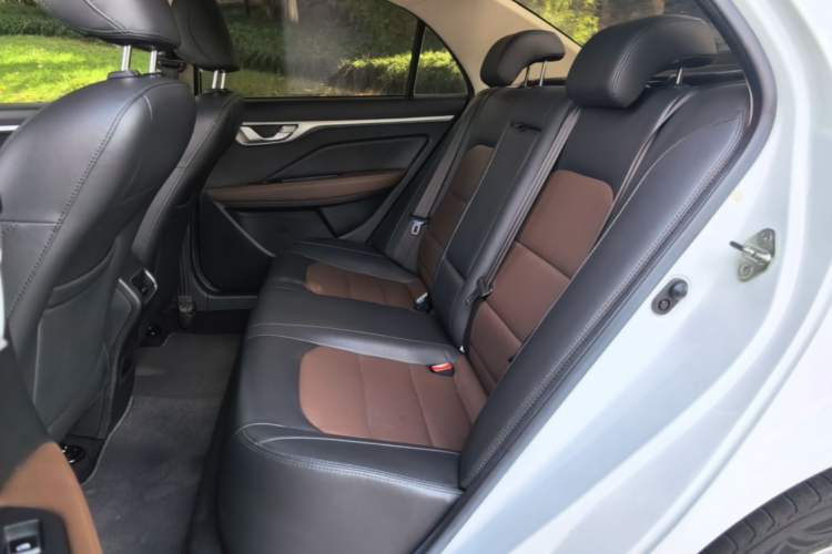 Used Geely Auto Vision 2019 Upgraded Model 1.5L CVT Prestige Version China VI Standard Left Rear Seat