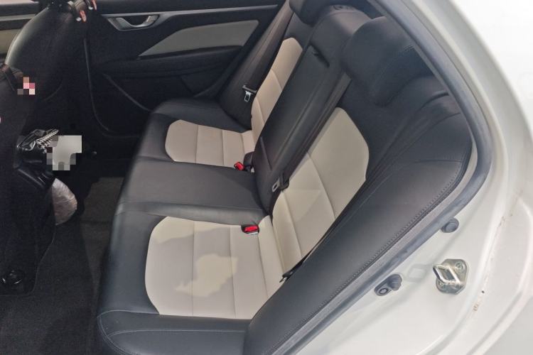 Used Geely Auto Vision 2019 Upgraded Model 1.5L CVT Luxury Version China VI Standard Left Rear Seat