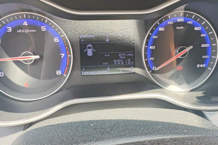 Used Geely Auto Vision 2019 Upgraded Model 1.5L Manual "Million Happiness" Edition China V Standard Odometer Close Up
