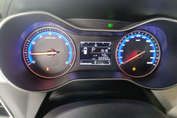 Used Geely Auto Vision 2019 Upgraded Model 1.5L CVT Luxury Version China VI Standard Odometer Close Up