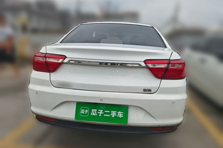 Used Geely Auto Vision 2019 Upgraded Model 1.5L Manual Luxury Version China VI Standard Rear
