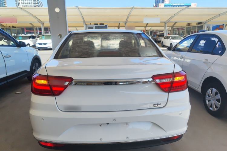 Used Geely Auto Vision 2019 Upgraded Model 1.5L Manual Luxury Version China VI Standard Rear