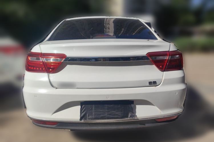 Used Geely Auto Vision 2019 Upgraded Model 1.5L Manual Luxury Version China V Standard Rear