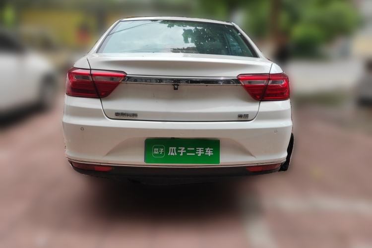 Used Geely Auto Vision 2019 Upgraded Model 1.5L Manual Luxury Version China VI Standard Rear