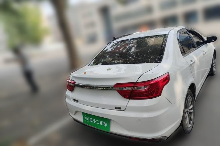 Used Geely Auto Vision 2019 Upgraded Model 1.5L Manual Luxury Version China VI Standard Rear