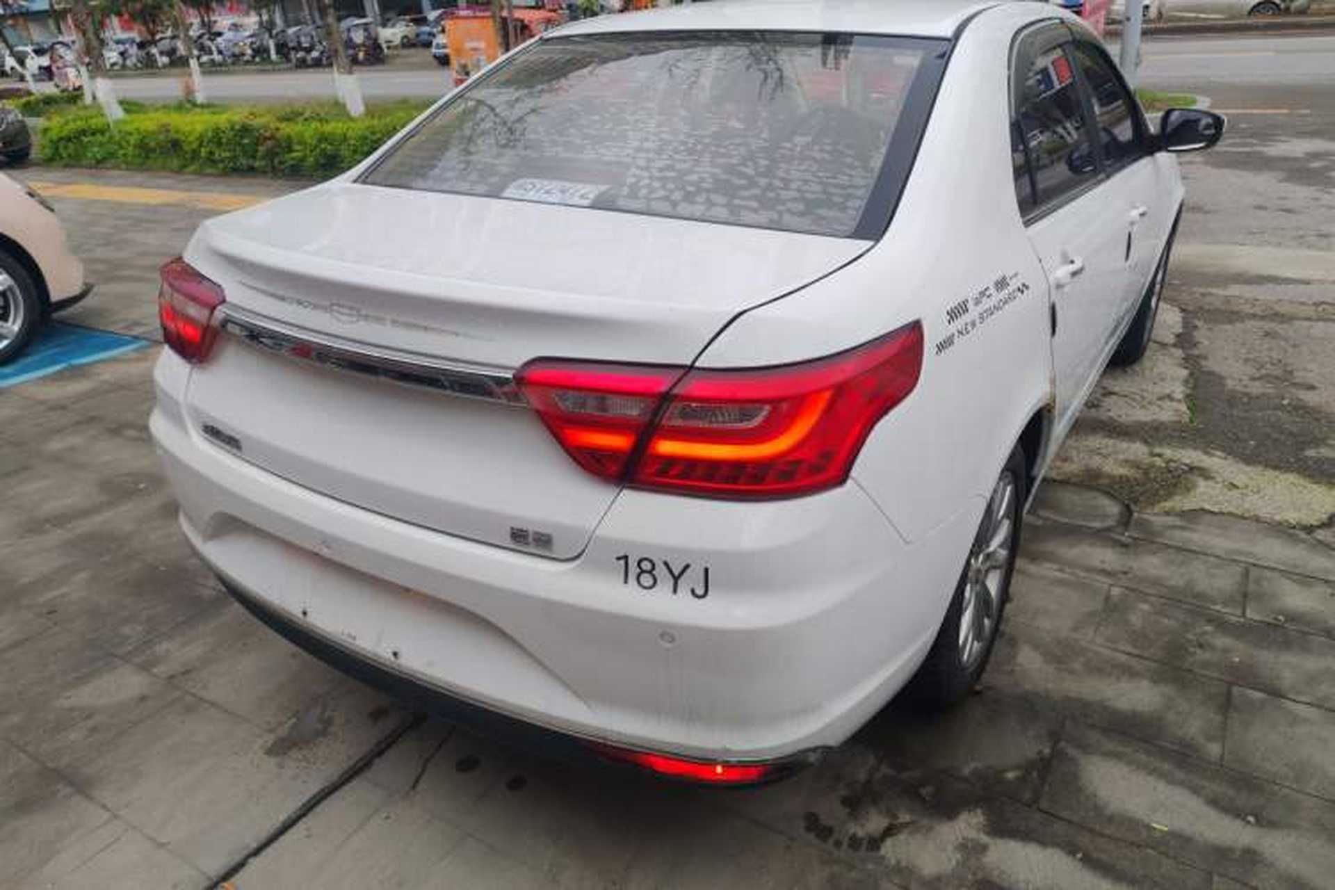 Used Geely Auto Vision 2019 Upgraded Model 1.5L Manual Luxury Version China VI Standard Rear Right 45 Deg