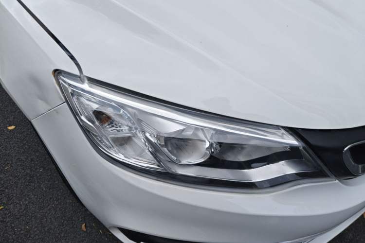 Used Geely Auto Vision 2019 Upgraded Model 1.5L CVT Luxury Version China VI Standard Right Front Headlight