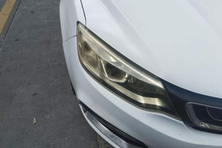 Used Geely Auto Vision 2019 Upgraded Model 1.5L CVT Luxury Version China VI Standard Right Front Headlight