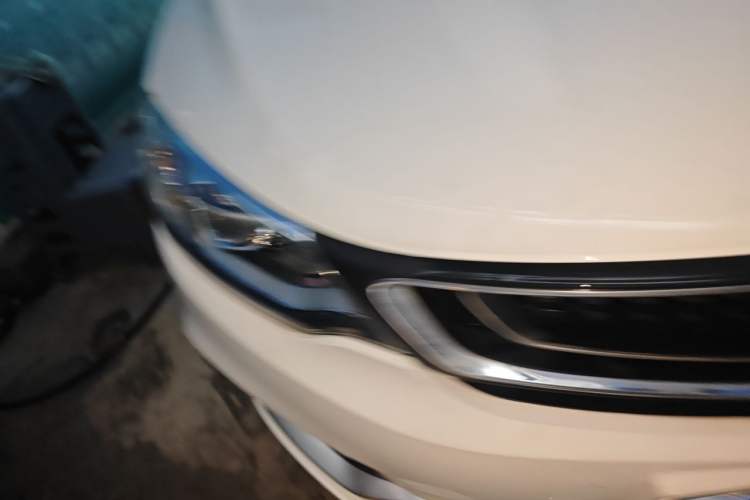 Used Geely Auto Vision 2019 Upgraded Model 1.5L CVT Luxury Version China VI Standard Right Front Headlight