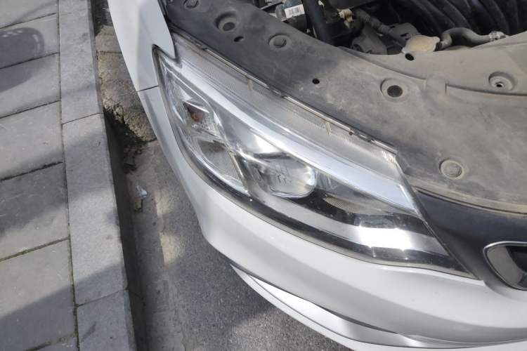 Used Geely Auto Vision 2019 Upgraded Model 1.5L CVT Luxury Version China VI Standard Right Front Headlight