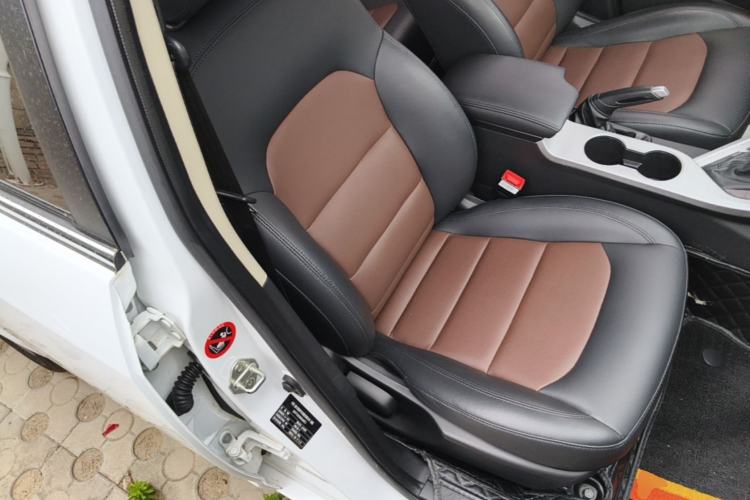 Used Geely Auto Vision 2019 Upgraded Model 1.5L CVT Luxury Version China VI Standard Right Front Seat