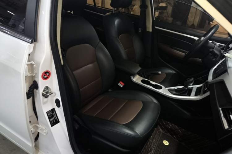 Used Geely Auto Vision 2019 Upgraded Model 1.5L CVT Prestige Version China VI Standard Right Front Seat