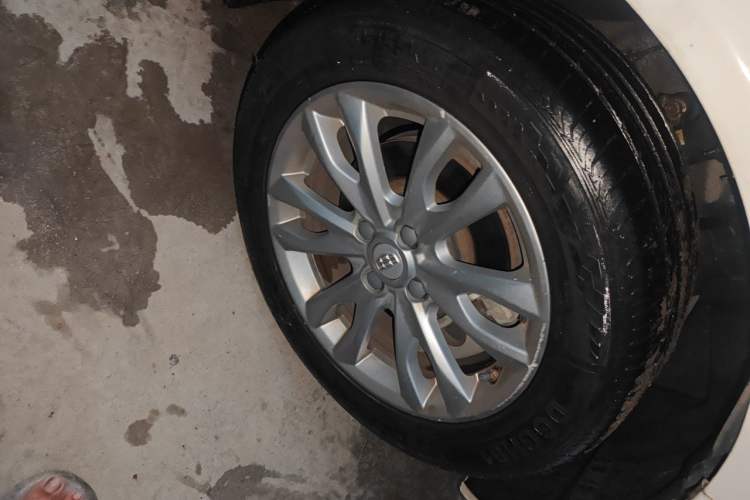 Used Geely Auto Vision 2019 Upgraded Model 1.5L CVT Luxury Version China VI Standard Right Front Wheel Hub