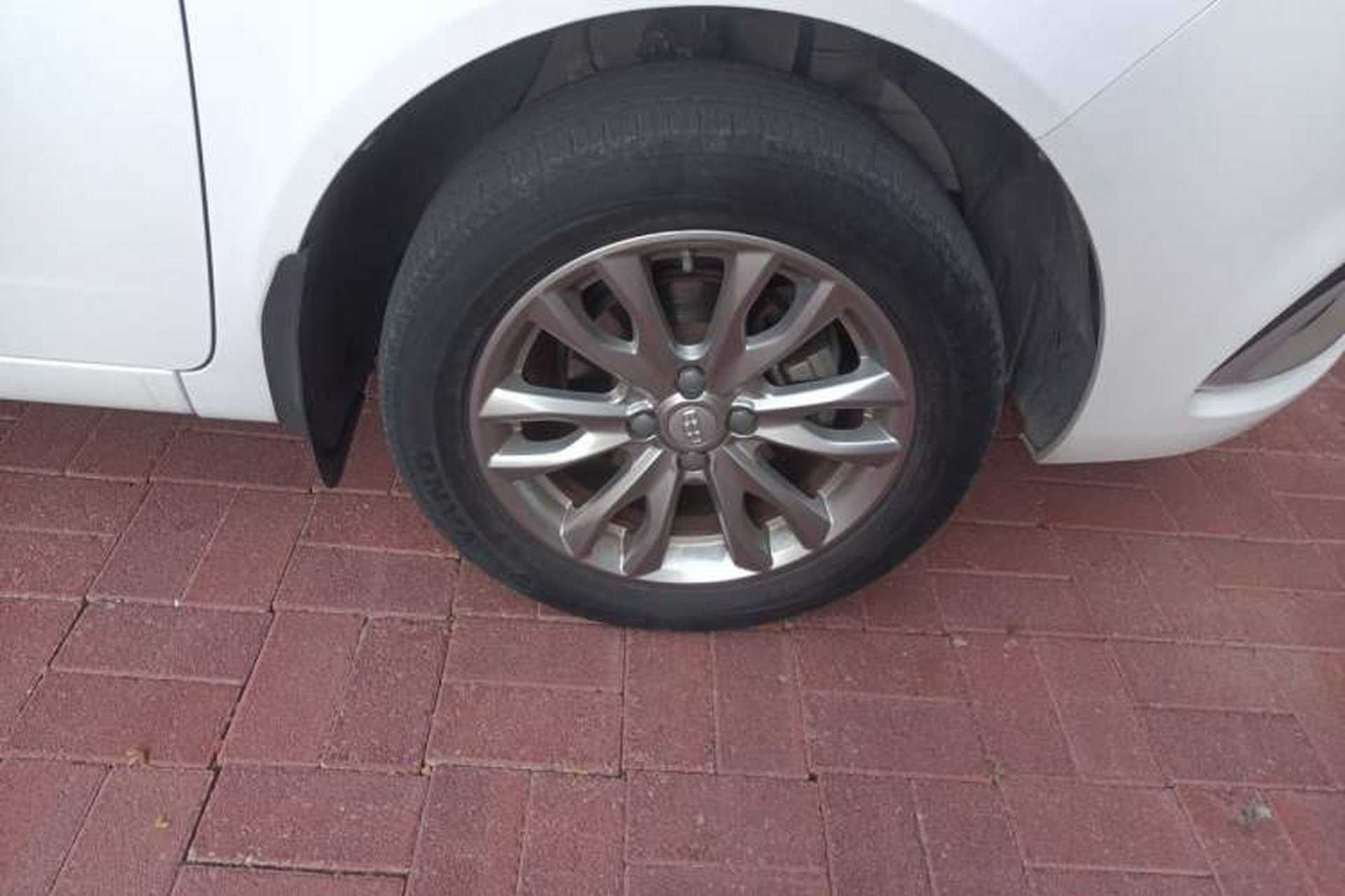 Used Geely Auto Vision 2019 Upgraded Model 1.5L Manual Luxury Version China VI Standard Right Front Wheel Hub