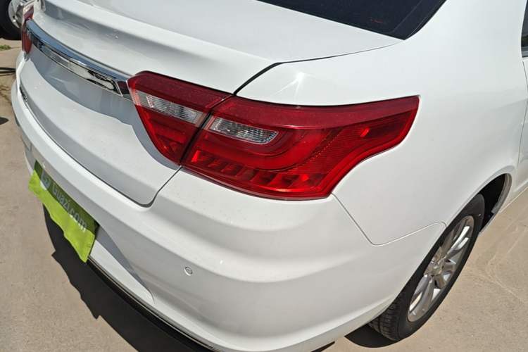 Used Geely Auto Vision 2019 Upgraded Model 1.5L Manual Luxury Version China VI Standard Right Rear Taillight