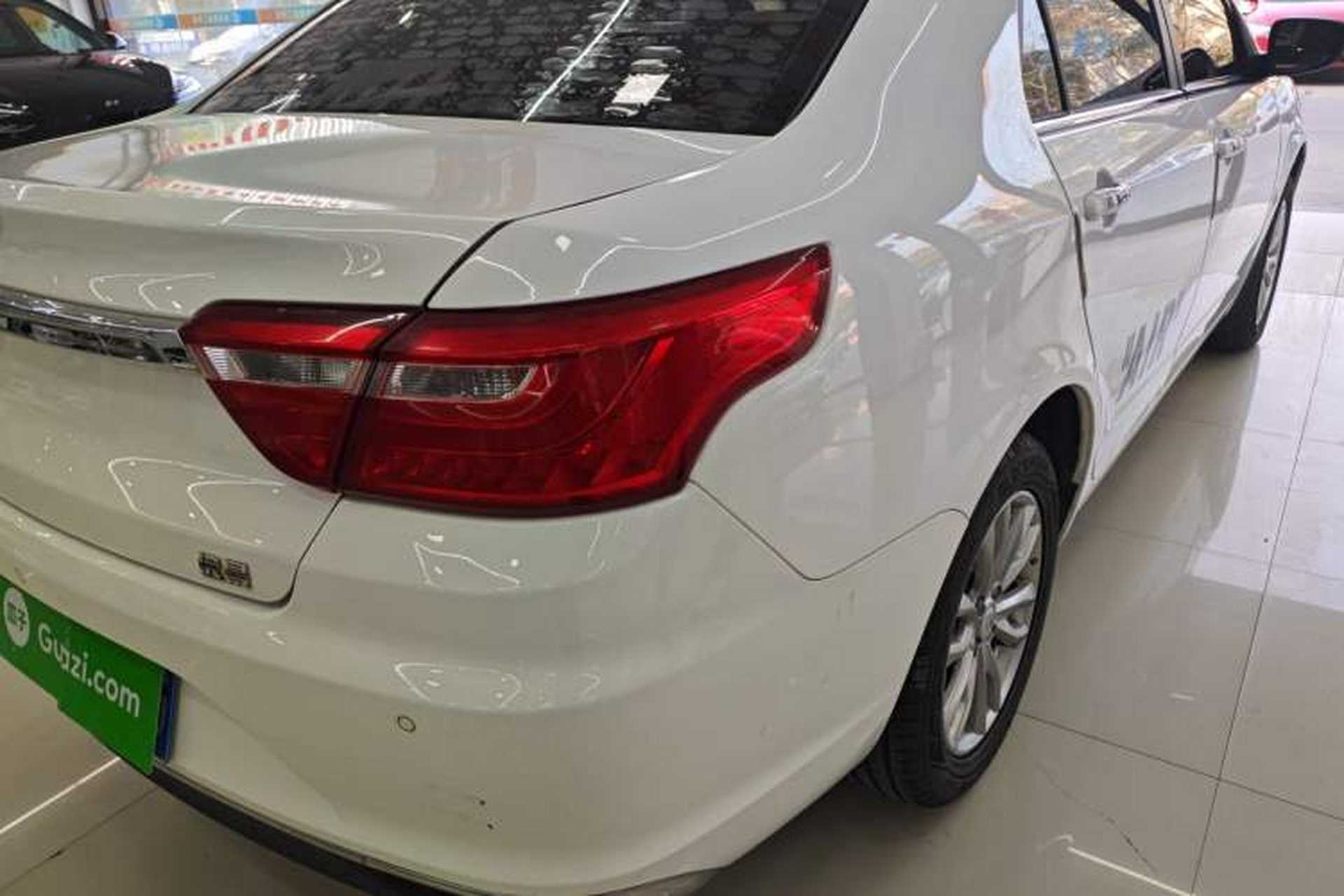 Used Geely Auto Vision 2019 Upgraded Model 1.5L Manual Luxury Version China VI Standard Right Rear Taillight