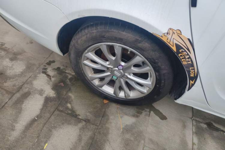 Used Geely Auto Vision 2019 Upgraded Model 1.5L Manual Luxury Version China VI Standard Right Rear Wheel Hub